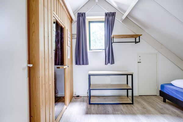Foto van Bosbungalow voor 5 gasten in Ewijk - Vakantiehuis in Ewijk - BedRoom