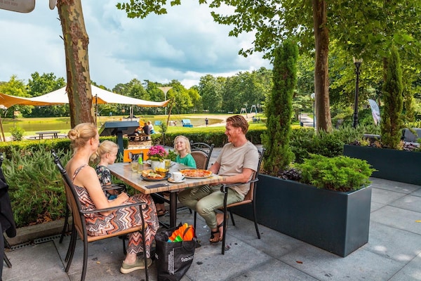 Foto van Chalet met groen en terras - Vakantiehuis in Otterlo - AreaSummer1KM