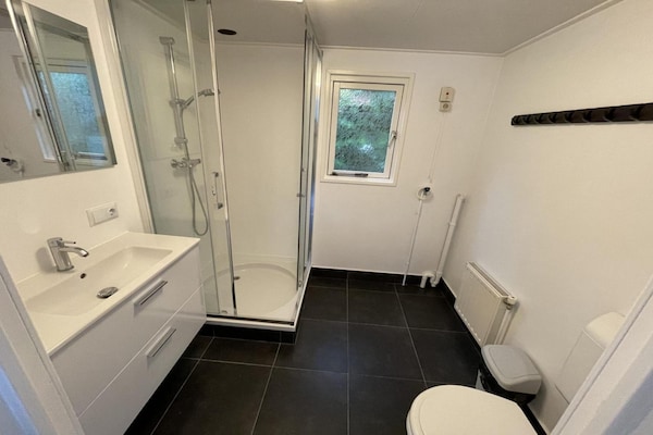Foto van Chalet voor 4 personen met regendouche - Vakantiehuis in Lochem - BathRoom