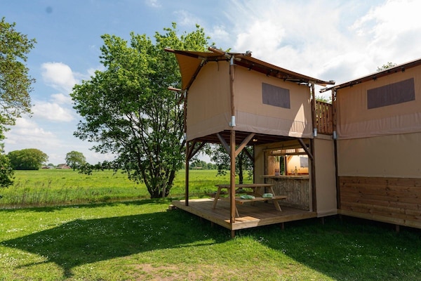 Foto van Boomhuttent met panoramisch uitzicht - Vakantiehuis in Zuna - ExteriorSummer