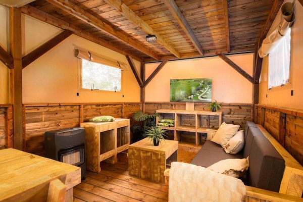 Foto van Boomhuttent met panoramisch uitzicht - Vakantiehuis in Zuna - LivingRoom