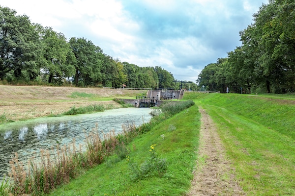 Foto van Vakantiehuis in Reutum met Bubbelbad - Vakantiehuis in Reutum-Weerselo - AreaSummer1KM