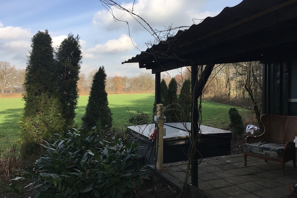 Foto van Vakantiehuis in Reutum met Bubbelbad - Vakantiehuis in Reutum-Weerselo - Wellness
