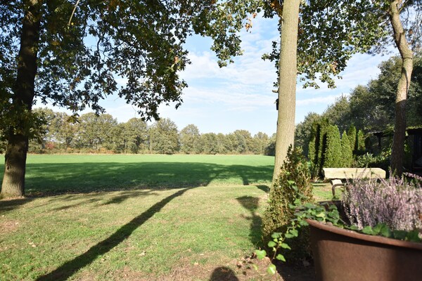 Foto van Vakantiehuis in Reutum met Bubbelbad - Vakantiehuis in Reutum-Weerselo - ViewSummer