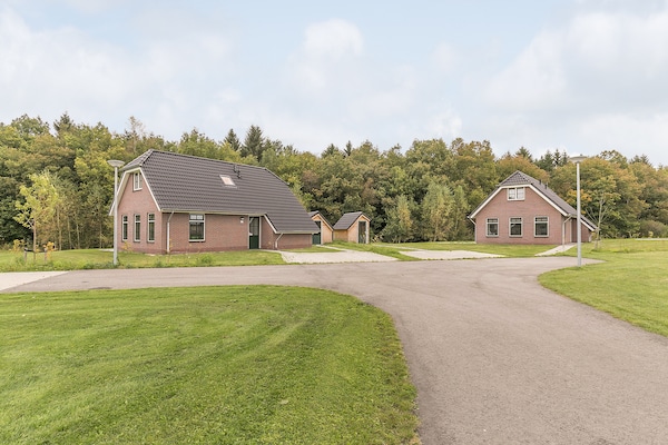 Foto van Villa nabij bospaden - Vakantiehuis in Hollandscheveld - ExteriorSummer