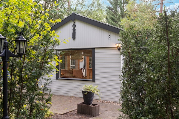 Foto van Vakantiehuis in Gelderland bij bosgebied - Vakantiehuis in Gelderland - ExteriorSummer