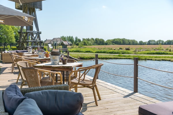 Foto van Wellness Villa aan de Weerribben - Vakantiehuis in Paasloo - ParkFacilities