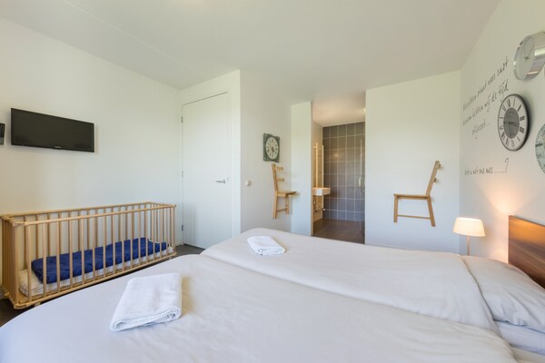 Foto van Groepsuitje op het platteland - Vakantiehuis in Paasloo - BedRoom