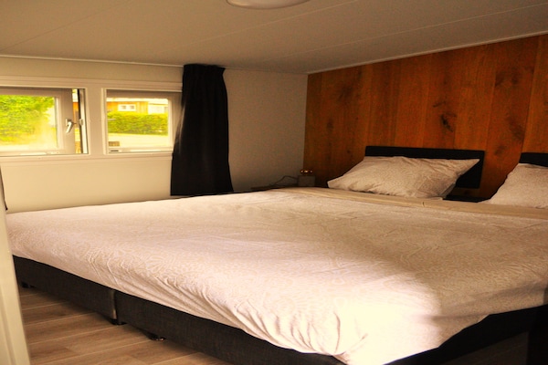 Foto van Rustig chalet dichtbij Norg - Vakantiehuis in Haulerwijk - BedRoom