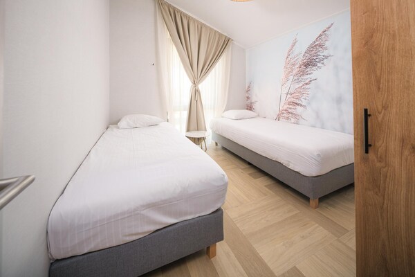 Foto van Water's Edge Wellness Retreat met sauna - Vakantiehuis in Workum - BedRoom