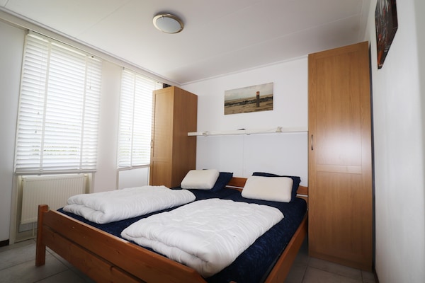 Foto van Fijn huis aan de golfbaan met sauna - Vakantiehuis in Hollum - BedRoom