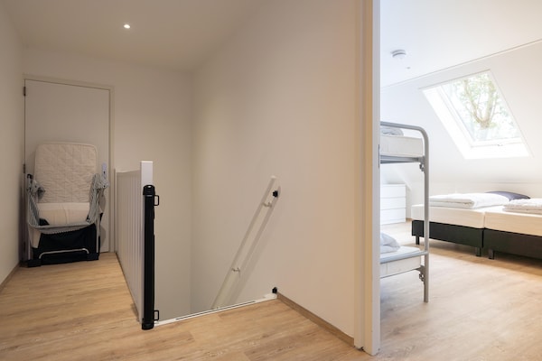 Foto van Appartement op Ameland bij De Vleijen - Vakantiehuis in Nes - HallReception