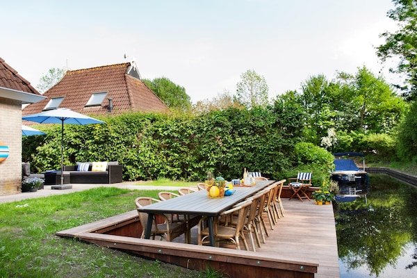 Foto van Luxe huis bij De Alde Feanen Reserve - Vakantiehuis in Earnewald - GardenSummer