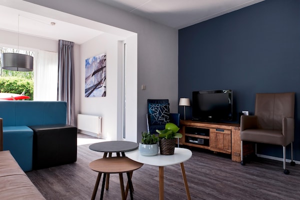 Foto van Luxe huis bij De Alde Feanen Reserve - Vakantiehuis in Earnewald - DiningRoom
