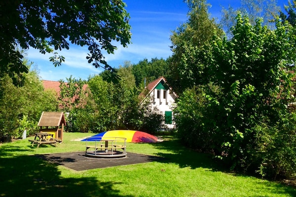 Foto van Charmant gerenoveerd huis met open haard - Vakantiehuis in Hoogersmilde - ParkFacilities