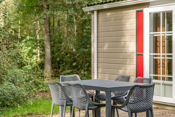 Foto van Rustig overnachten in Drenthe - Vakantiehuis in Borger - TerraceBalcony
