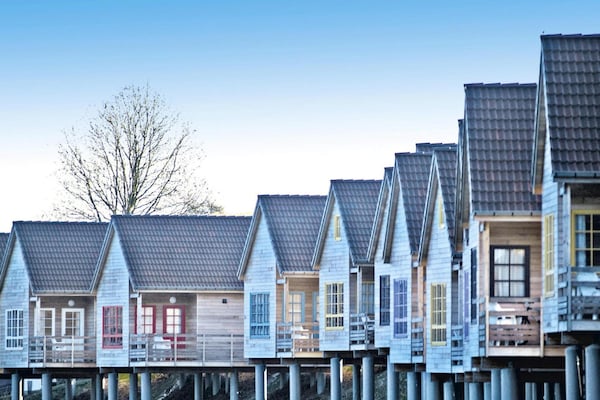 Foto van Houten Chalet bij Somme Baai Abbeville - Vakantiehuis in Grand-Laviers - ExteriorSummer