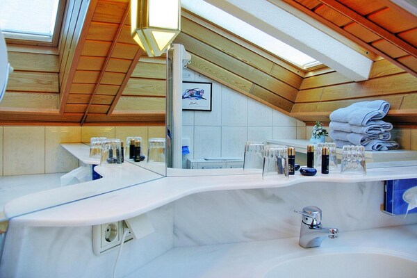 Foto van Appartement met terras en toegang tot de spa. - Vakantiehuis in Dienten am Hochkönig - BathRoom