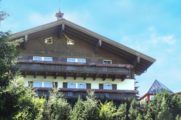 Foto van Appartement met terras en toegang tot de spa. - Vakantiehuis in Dienten am Hochkönig - ExteriorSummer
