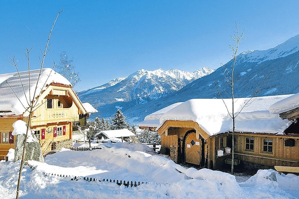 Foto van Chalet in Wildkogel bij Skipistes & Zwembad - Vakantiehuis in Neukirchen - Ambiance