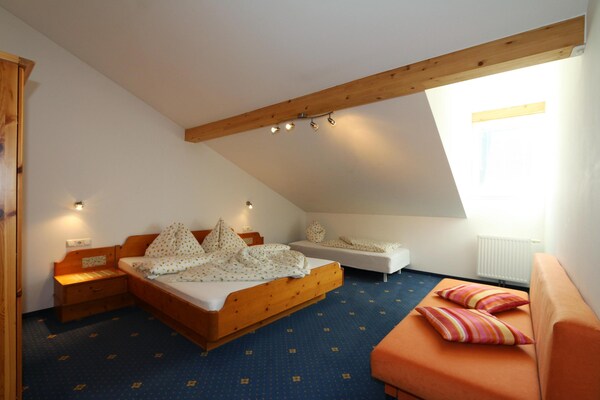 Foto van Appartement in Zugspitz Arena bij Fietspad - Vakantiehuis in Bichlbach - BedRoom