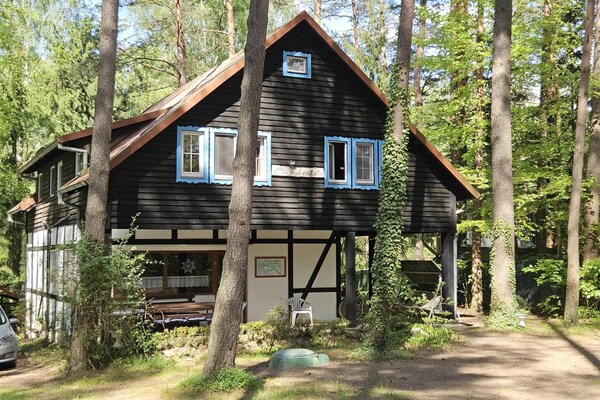 Foto van Comfortabel huis met sauna, vlakbij het meer. - Vakantiehuis in Nowa Kaletka - ExteriorSummer
