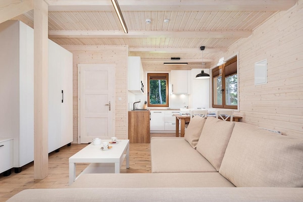 Foto van Comfortabel vakantiehuis (nr. 11), zwembad - Vakantiehuis in Rewal - LivingRoom