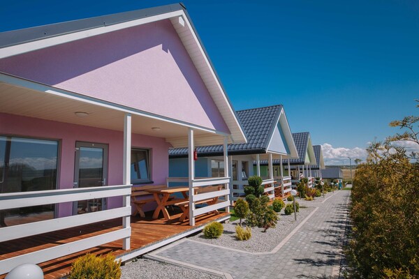 Foto van Huisje in Bobolin bij Zandstrand - Vakantiehuis in Bobolin - ExteriorSummer