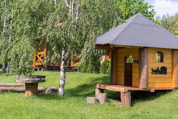 Foto van Zomerhuisjes in Kasjoebië. - Vakantiehuis in Dąbie - GardenSummer