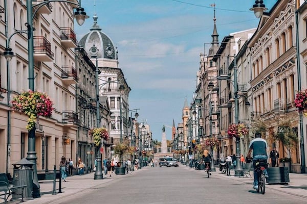 Foto van Gezellig appartement vlakbij Manufaktura - Vakantiehuis in Łódź - AreaSummer1KM