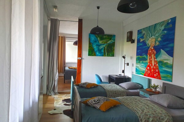 Foto van Bright and Sunny Apartment with Terrace - Two Bedroom Apartment with Terrace - BedRoom