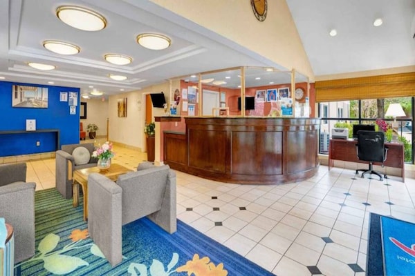 Foto van Gezellig Ada Met 2 Bedden | Pool | Gratis Parkeren - FloorPlan