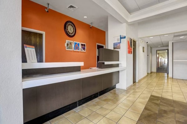 Foto van 1 tweepersoonsbed (queensize) | Badkuip toegankelijk (NSMK) - FloorPlan