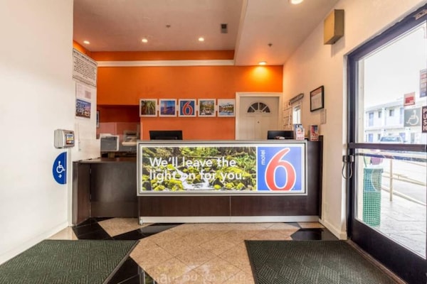 Foto van 2 tweepersoonsbedden | Rookvrij - Vakantiehuis in San Rafael - FloorPlan