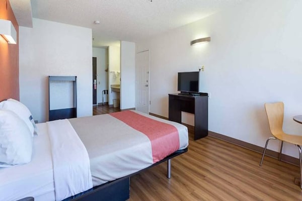Foto van 1 tweepersoonsbed (queensize) | Rookvrij - Vakantiehuis in Williams - BedRoom