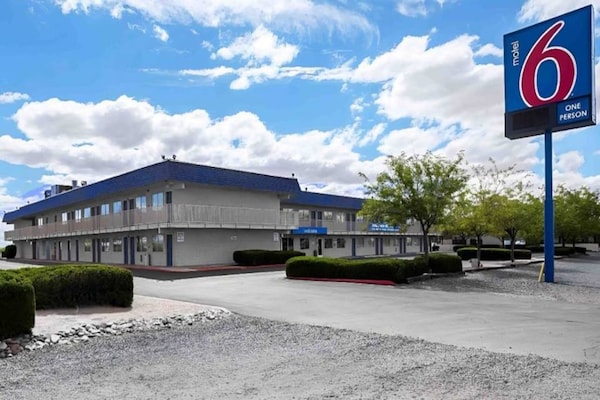Foto van 1 tweepersoonsbed | Rookvrij - Vakantiehuis in Holbrook - Facilities