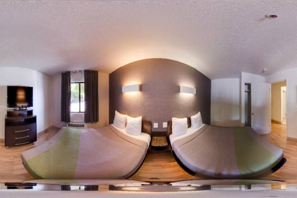 Foto van 1 queensize bed | Mob Acc RI Shwr Nsmk Micfridg - Vakantiehuis in Concord - Facilities