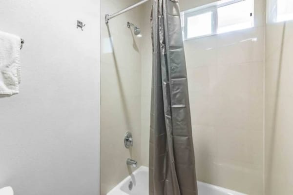 Foto van 2 Queensize Bedden | Roken - Vakantiehuis in Anaheim - Facilities