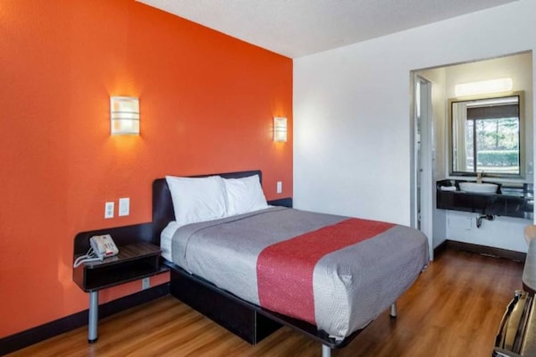Foto van 1 kingsize bed | Roken toegestaan, koelkast aanwezig - BedRoom