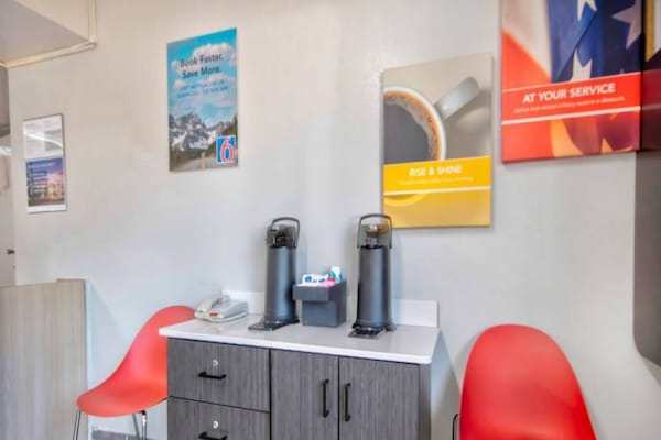 Foto van 1 tweepersoonsbed (queensize) | Roken mogelijk - Vakantiehuis in Russellville - Facilities