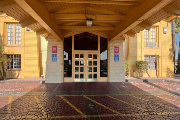 Foto van 2 tweepersoonsbedden (queensize) | Rookvrij - Vakantiehuis in Phoenix - ExteriorSummer