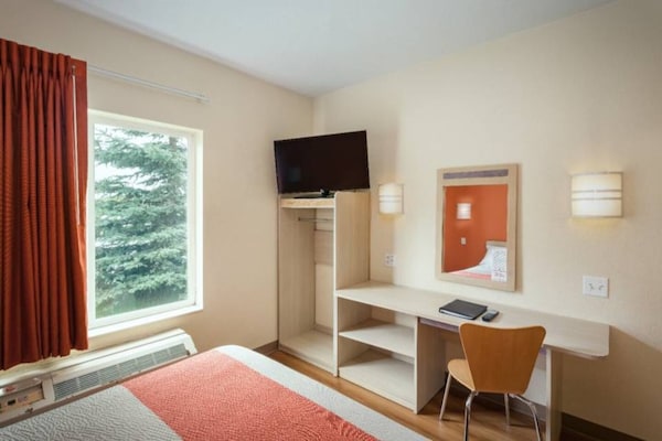 Foto van 1 kingsize bed | Toegankelijk voor mindervaliden | Douche | Nsmk - Facilities