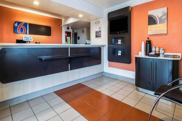 Foto van 2 tweepersoonsbedden | Rookvrij - Vakantiehuis in El Centro - FloorPlan