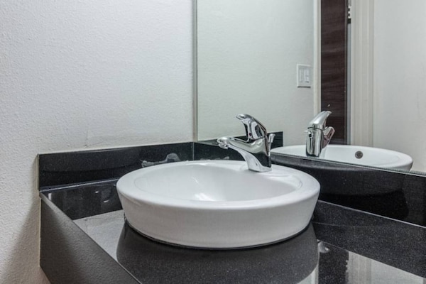 Foto van 2 tweepersoonsbedden | Roken toegestaan - Vakantiehuis in Texarkana TX - Facilities