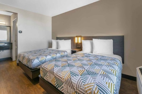 Foto van 2 Volledige Bedden | Ns | Micfridge - Vakantiehuis in Merced - BedRoom