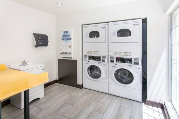 Foto van 1 kingsize bed | Rookvrij - Vakantiehuis in Los Angeles CA - Facilities