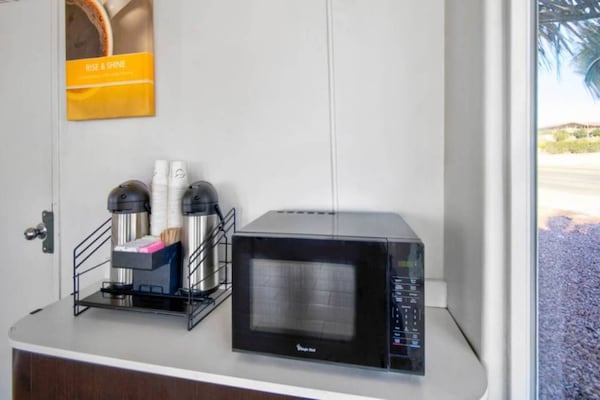Foto van 2 tweepersoonsbedden (queensize) | Rookvrij - Vakantiehuis in VICTORVILLE - Facilities