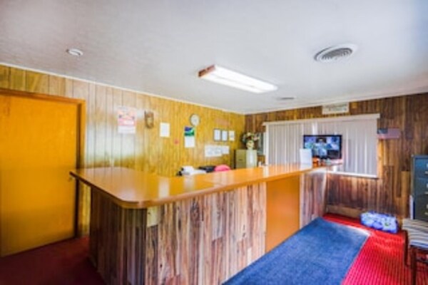 Foto van Beaver WV | Queensize bed | Rookvrij - Vakantiehuis in Beaver WV - HallReception