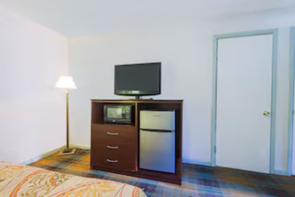 Foto van Beaver WV | Queensize bed | Rookvrij - Vakantiehuis in Beaver WV - BedRoom
