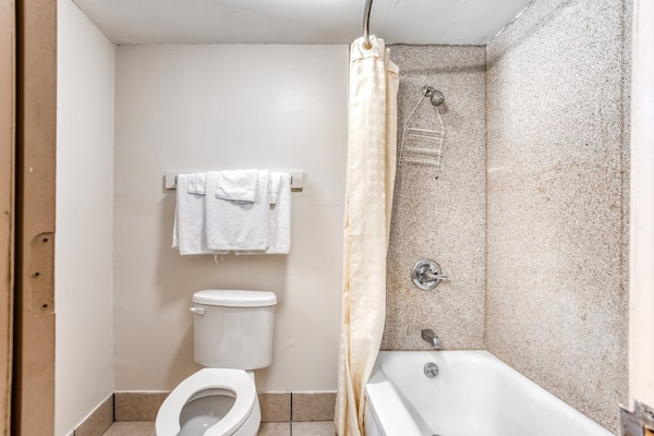 Foto van Bald Knob AR|2 eenpersoonsbed - Vakantiehuis in Bald Knob AR - BathRoom